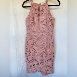 Adelyn Rae Floral Lace Midi Dress in Mauve
